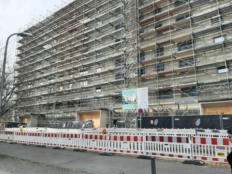 RuT Berolina-Haus - Baustelle Februar 2026 - Blick von der Berolinastrasse